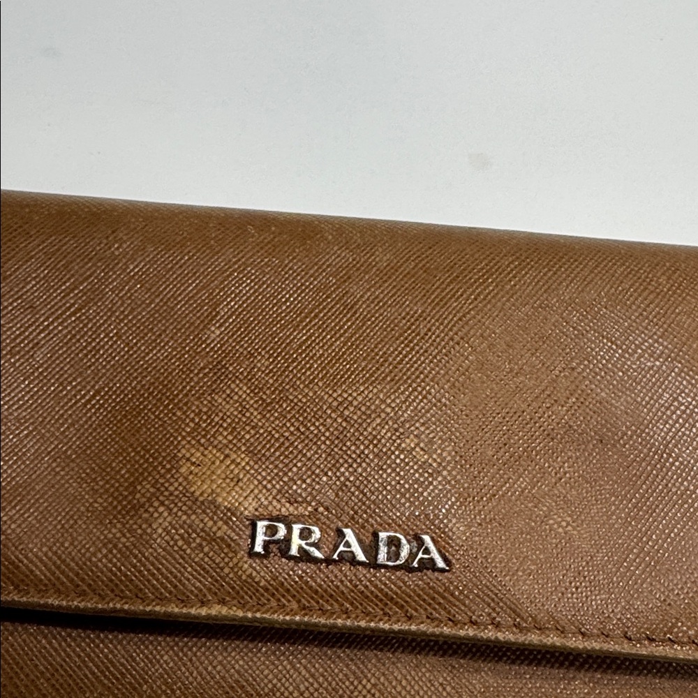 Prada Tan Leather wallet - Picture 2 of 11